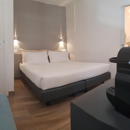 Sarzana'S Rooms Bagian luar foto