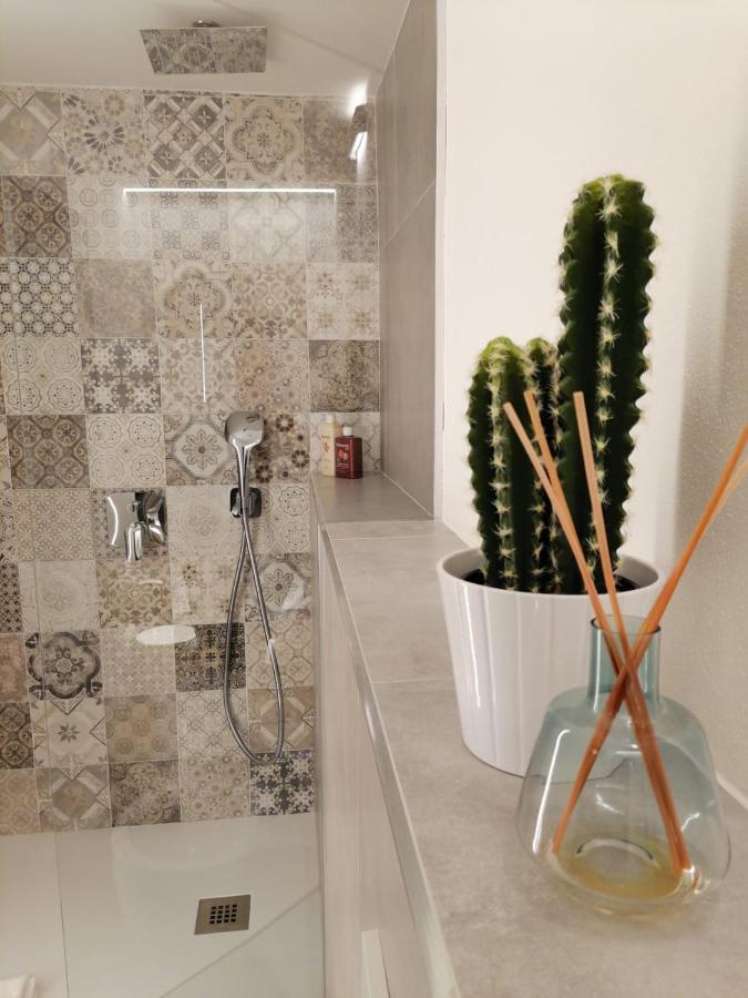Sarzana'S Rooms Bagian luar foto