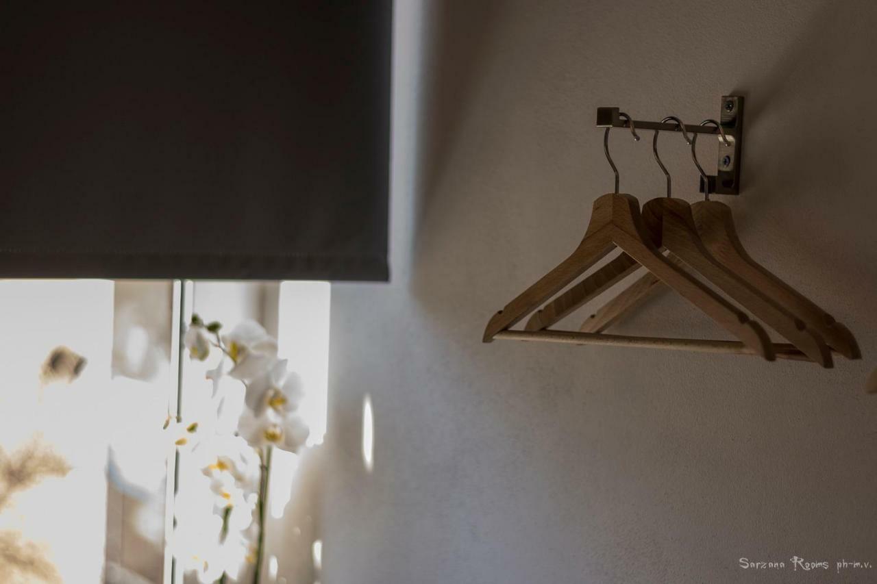 Sarzana'S Rooms Bagian luar foto