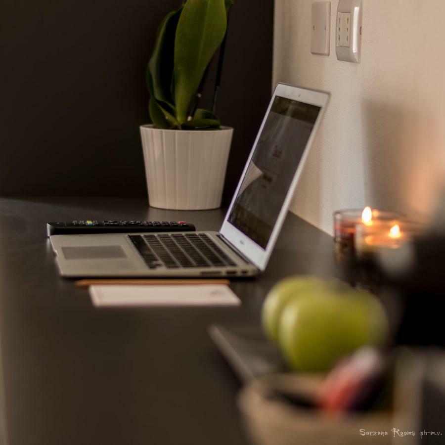 Sarzana'S Rooms Bagian luar foto