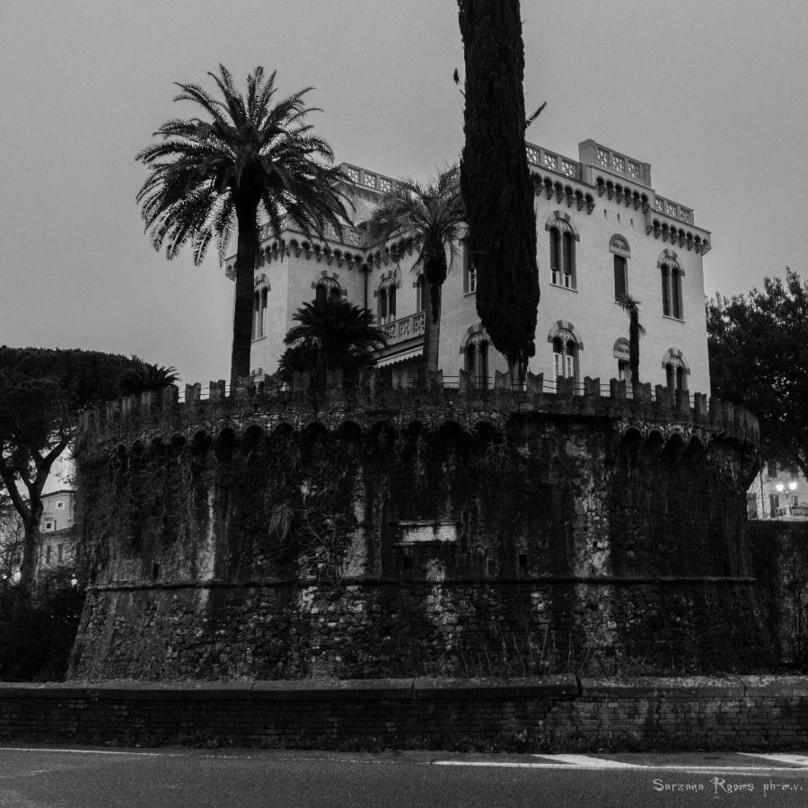 Sarzana'S Rooms Bagian luar foto