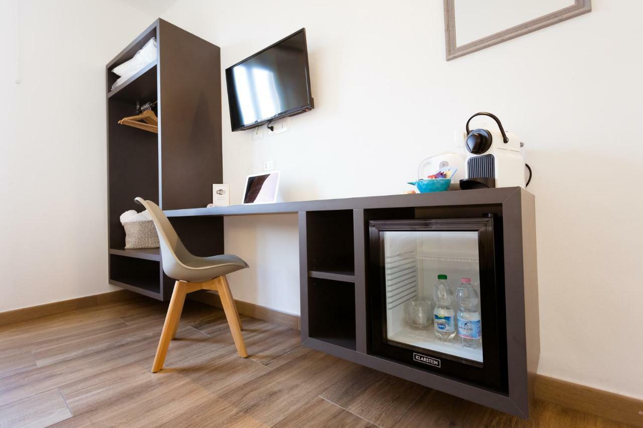 Sarzana'S Rooms Bagian luar foto