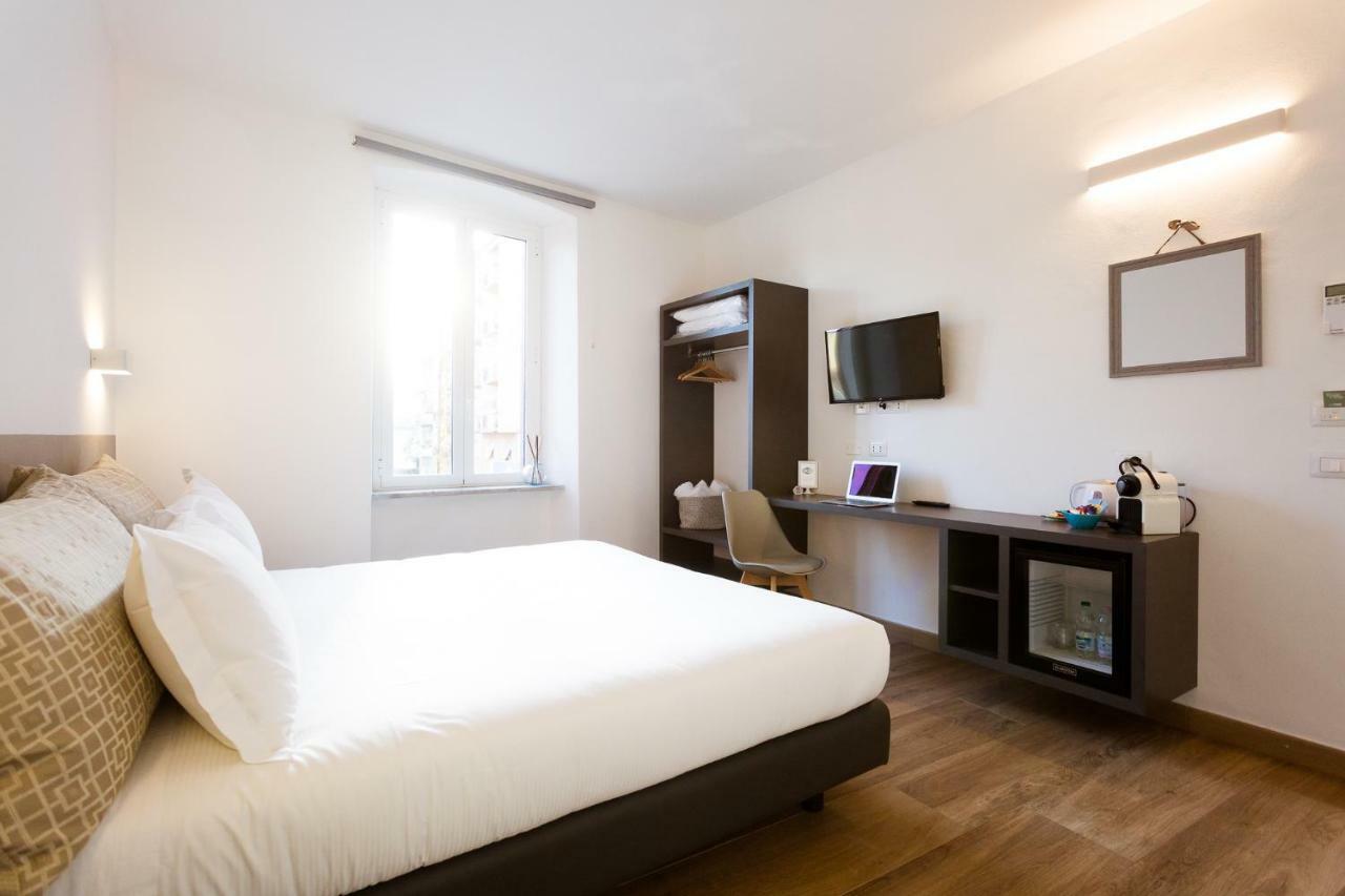Sarzana'S Rooms Bagian luar foto